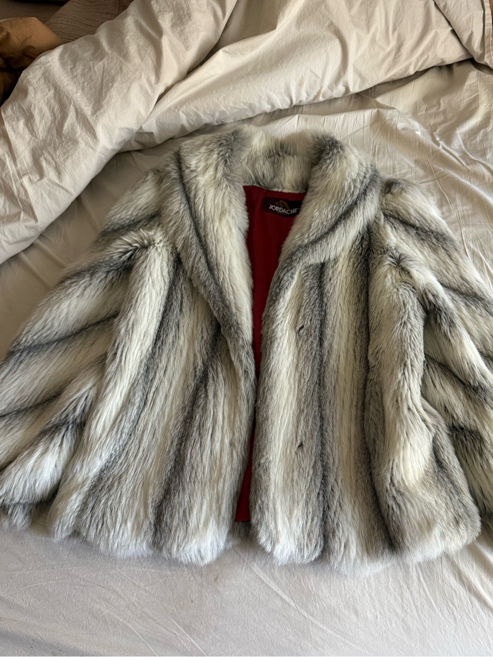 Vintage 80s Jordache Faux Silver Fox Fur Coat Jacket Mob Wife style